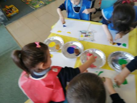 Painting with sponges